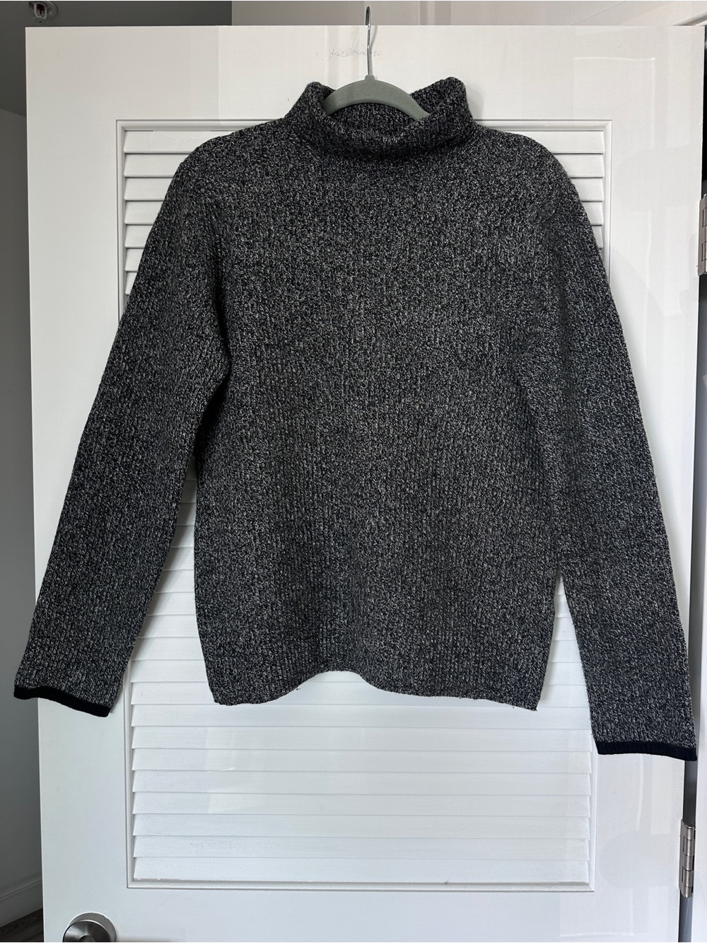 Banana Republic Women’s Merino Wool Blend Marled Turtleneck Sweater Gray L
